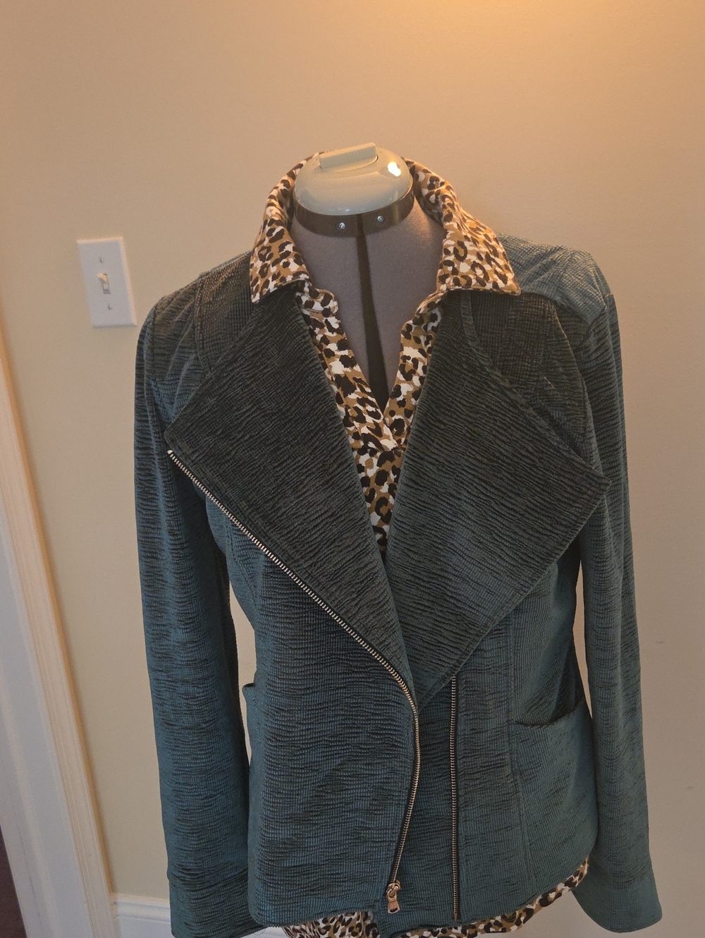 Women's Forest Green Textured Moto Jacket